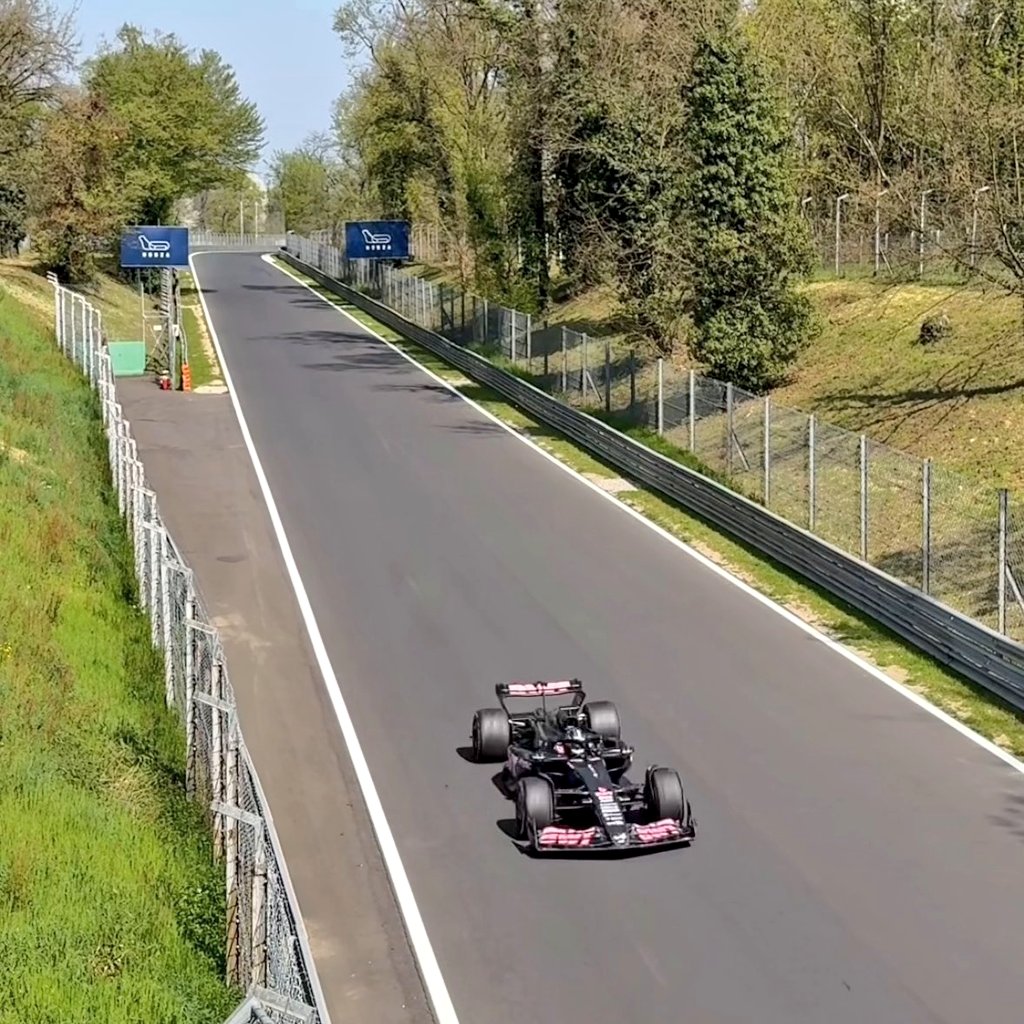 AHORA: TPC PRIVADO EN MONZA 🇮🇹
💥💥💥

FRANCO COLAPINTO TESTEANDO EL ALPINE !!!

#Colapinto #Alpine #F1 #Monza