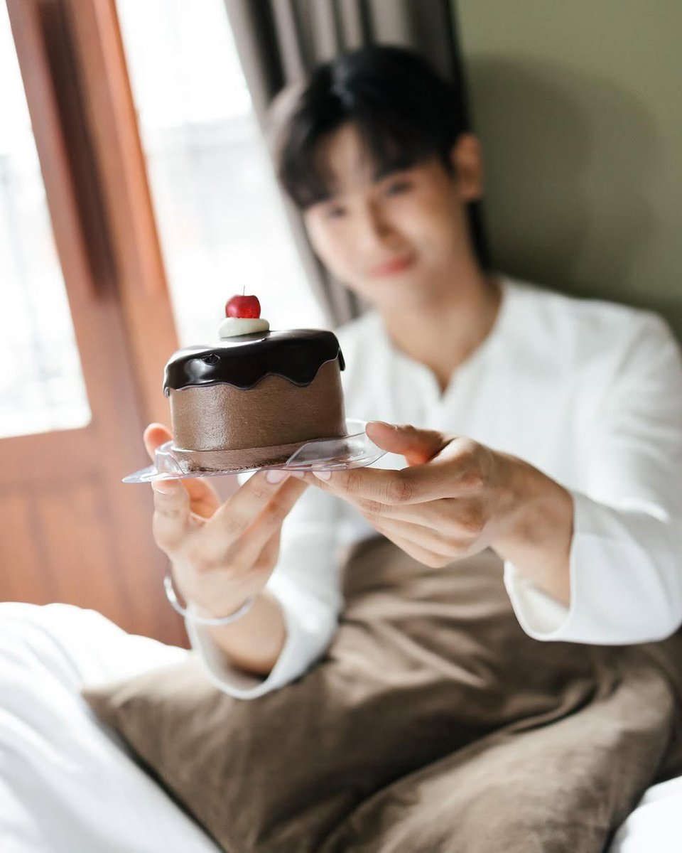 [IG] ♡ Instagram post update

jjaajaaaa : I wish 🎂🌻

#HAPPY27thTEDDYJADAY
#JaPhachara  #จาพชร
#TeddyJa #HoneyJa