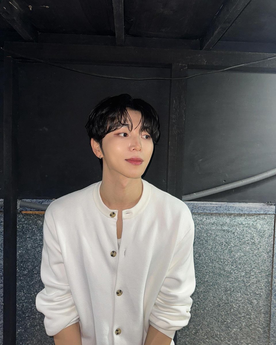 ireahand_'s tweet photo. 주말의 끝🍀
다음주도 햅삐하자🫶 https://t.co/Oop33UpKut