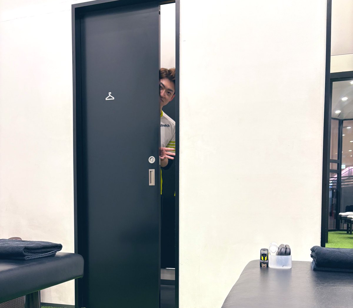 【エキスパート試験合格】
今回のランク試験で、嬉しいことにみなとみらい店は店長と自分が合格することができました✨✨
二人一緒で嬉しさも倍以上🌟
練習していただいた皆さんありがとうございます！
慢心せず、お客様に還元できるようさらに技術磨いていきます🔥