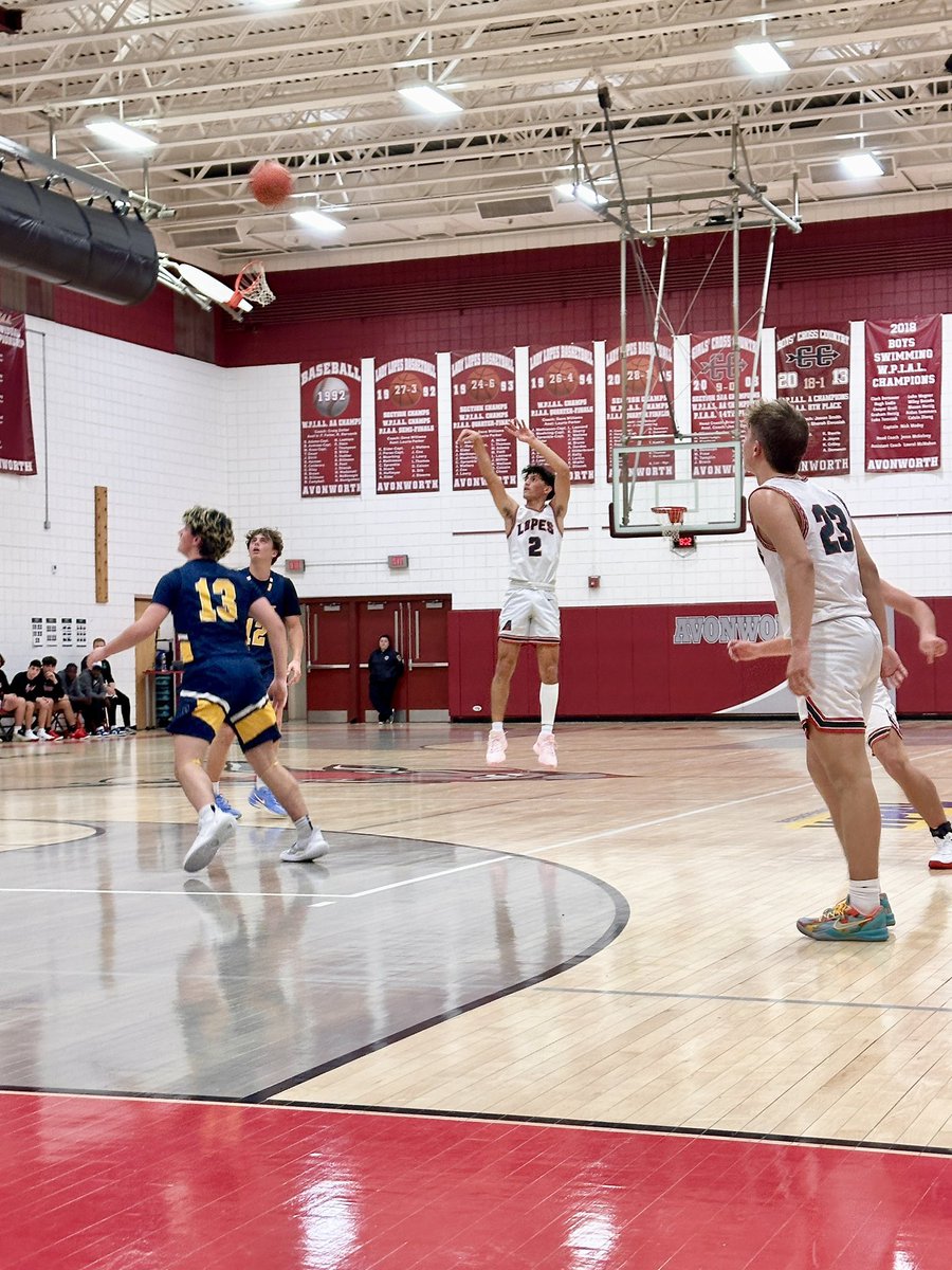 Congratulations to <a href="/CarmichaeRowan/">RowanCarmichael</a> on being selected to the Fab 5 team! #LopesHoops