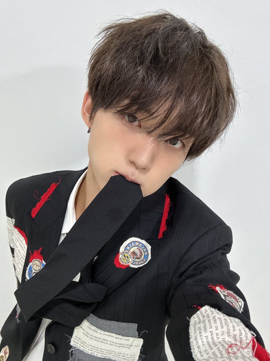 앙😎
   
#TNX
#은휘 #HWI