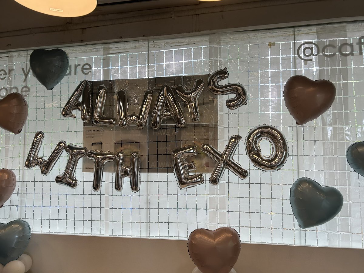 xunqi316's tweet photo. Celebrating EXO 13th Anniversary!
Thank you so much @cafe408_ @cheniechenchens @huneques94 @hlvpcy @cottoncandy5622 and to all who gave me freebies. Your kindness is truly appreciated! We are EXO Saranghaja!

#13yearsWithEXO #AlwaysWithEXO #EXO https://t.co/oEqKfd8jh6