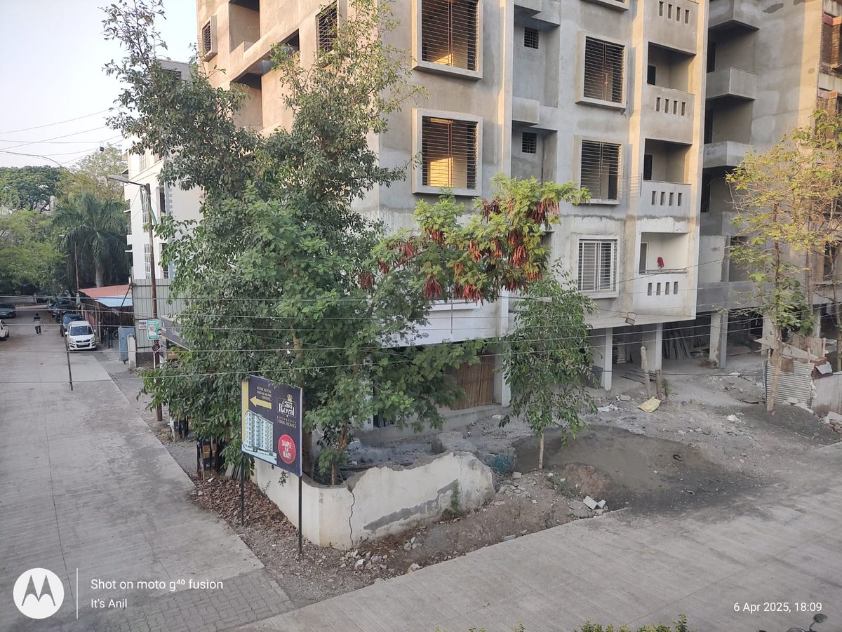 karwa_anil's tweet photo. @MSEDCL The distance between poles in our area is too wide, causing cables to hang low. No spacers between wires lead to frequent power cuts during wind or rain. This has been ongoing for years. Please inspect and resolve ASAP. Photos are shared below. Consumer no. - 490012150692 https://t.co/MRpOmVI6fh