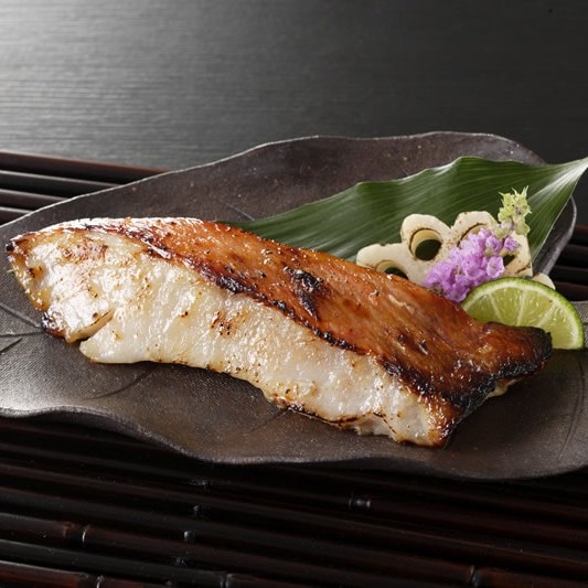 くじら屋に
金目鯛くんが
やって来ました🤗

4/7㈪18:00〜21:00に
お召し上がり頂けます