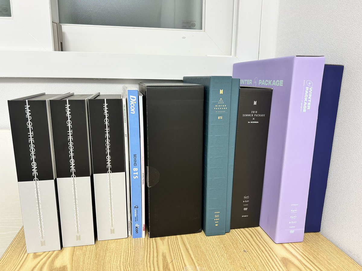 윈터패키지 드로잉북 태형 양도합니다
Bts Winter package 

5.0에 판매합니다

ㅅㅊㅇ 방탄 bts 메모리즈 희귀 윈패 태형 V 앨범 jk 정국 sell MOS 2020 2019 2018 2017
시그 시즌그리팅 아미 army 방탄소년단 방탄