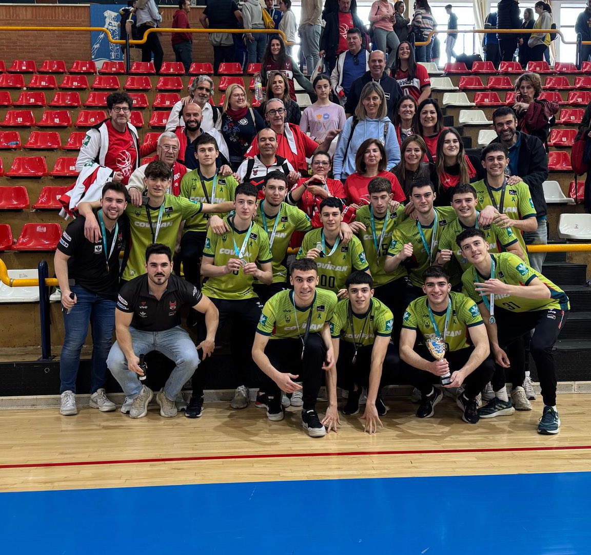 🥉 <a href="/Cuerva/">Cuerva</a> FCBG, tercer clasificado en el #CADEBA25.

🙌 ¡Vamos! Los rojinegros consiguen así el billete para el Campeonato de España de clubes.

#ContigoFundación