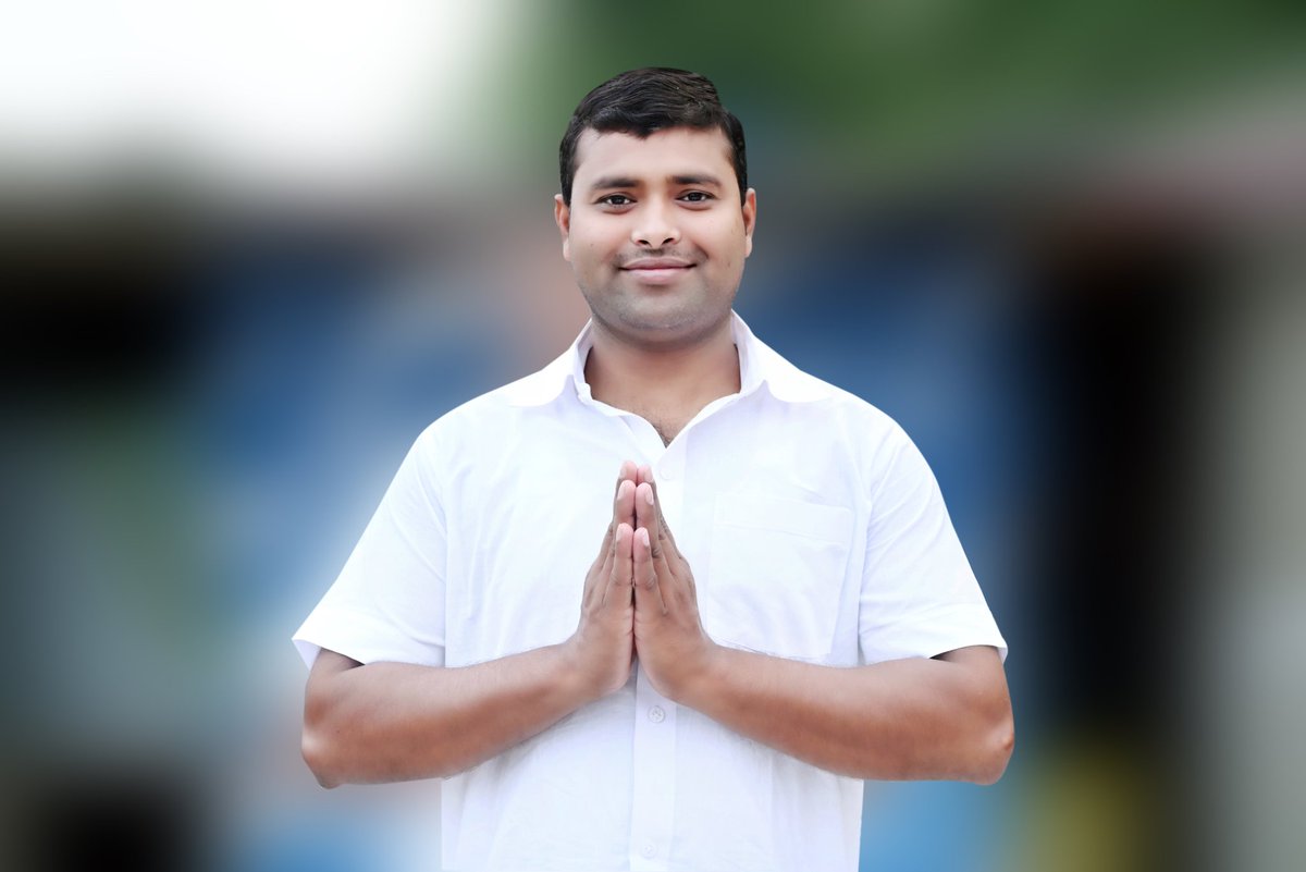 Abhimanyu__Sah's tweet photo. लोग मुझे देखकर जलते हैं, लेकिन मैं कभी किसी को देखकर नहीं जलता। हम तो सबको हँसाते हैं और खुद भी हँसते रहते हैं।
आप सभी बिहारवासियों को रामनवमी की हार्दिक बधाई एवं शुभकामनाएं।
 समाजसेवी अभिमन्यु साह , मुजफ्फरपुर, बिहार
#RamNavami #Bihar #PositiveVibes #AbhimanyuSah https://t.co/UId1j4K7hr