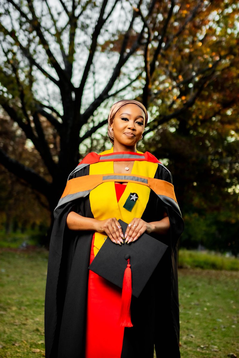 It’s graduation season. Please share with your friends and families. DM for dates availability and enquiries 🙏🏾

📸: <a href="/bongani12m_/">Bongani 12M👨🏾‍💻📸</a>