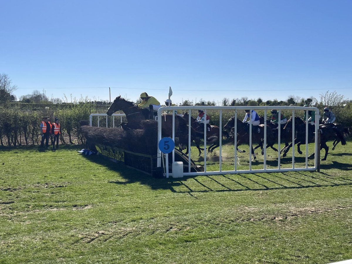 Real racing <a href="/dec_car/">Declan Carroll</a> no ice creams and pints here <a href="/irishp2p/">p2p.ie</a>