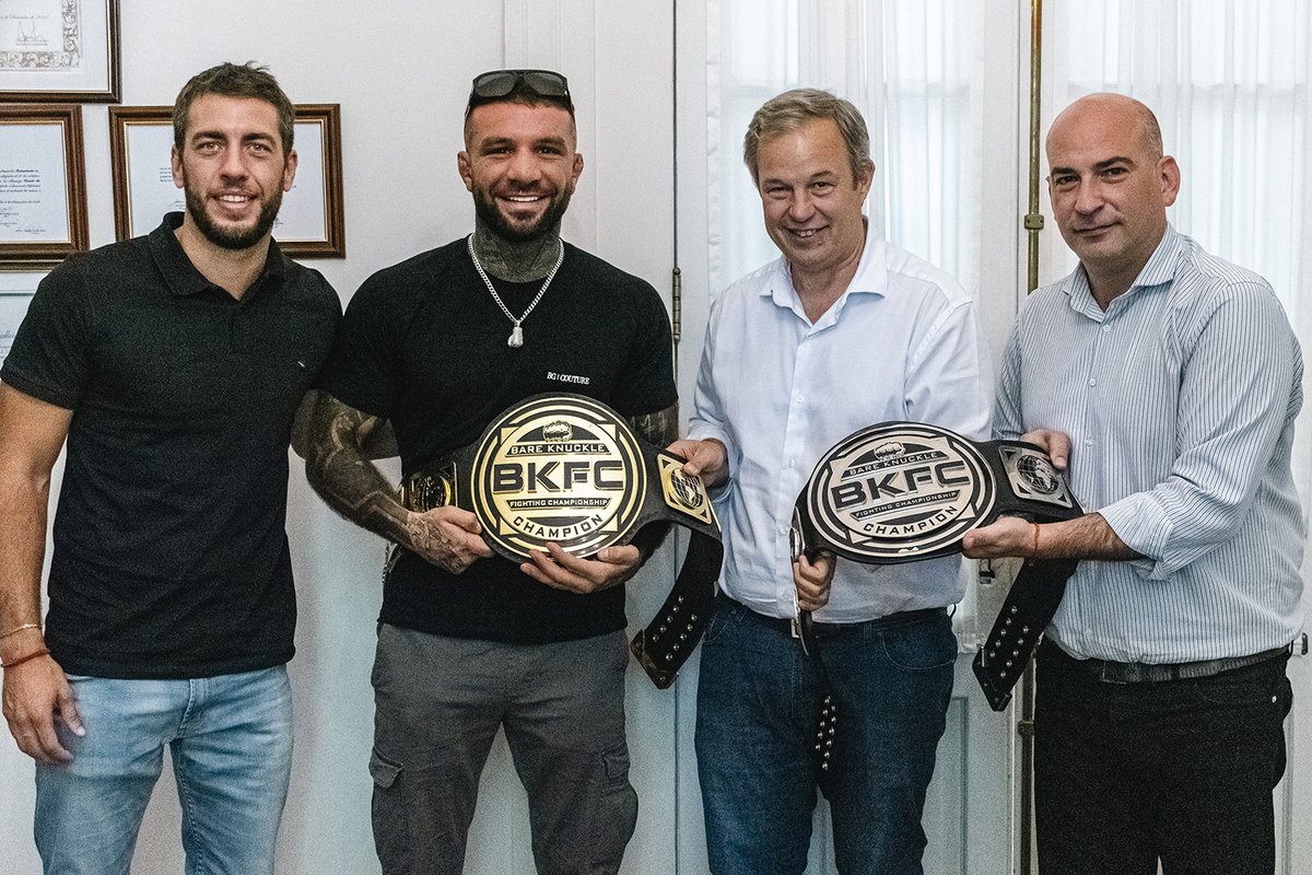 Mariano Cascallares tweet media