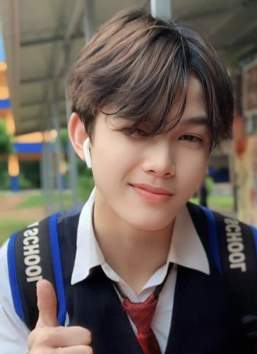 Phop52's tweet photo. น้องคชินทร์ มาแล้วค้าบบ 🇹🇭  เด็กไทยในค่าย SM กรี้ดดดดดด #KACHIN #SMTR25 https://t.co/7AUrdPwTi4