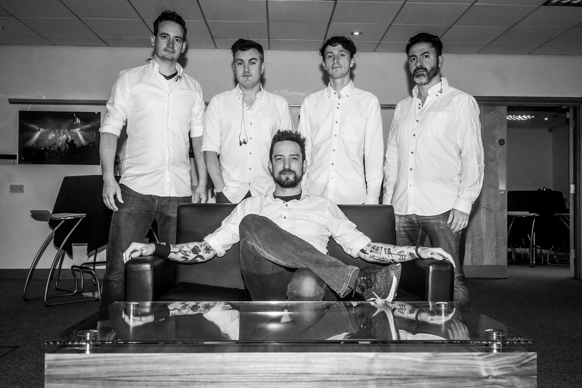 PoolbarFestival (@poolbarfestival) on Twitter photo Neue Hochkaräter für den Festivalsommer in #Feldkirch: <a href="/frankturner/">Frank Turner</a>, <a href="/melvinsdotcom/">melvins.com</a>, <a href="/tocotronic/">Tocotronic</a>, <a href="/pcrcdelhi/">PeterCatRecordingCo.</a> (Peter Cat Recording Co.) u.a. kommen poolbar.at/news-posts/neu… #PoolbarFestival2025 #Austria Neue Hochkaräter für den Festivalsommer in #Feldkirch: <a href="/frankturner/">Frank Turner</a>, <a href="/melvinsdotcom/">melvins.com</a>, <a href="/tocotronic/">Tocotronic</a>, <a href="/pcrcdelhi/">PeterCatRecordingCo.</a> (Peter Cat Recording Co.) u.a. kommen poolbar.at/news-posts/neu… #PoolbarFestival2025 #Austria