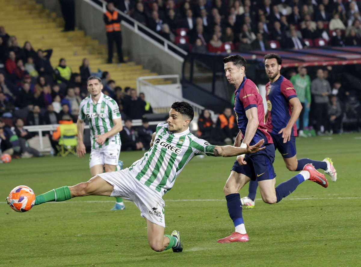 Marc Bartra tweet media