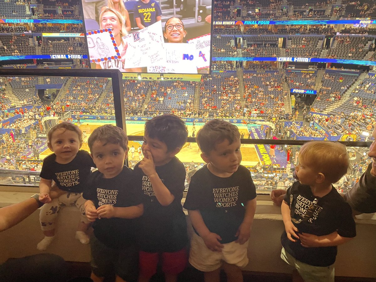 Just a couple of little dudes growing up in a world where we know Everyone Watches Women’s Sports! ❤️🏀🥹