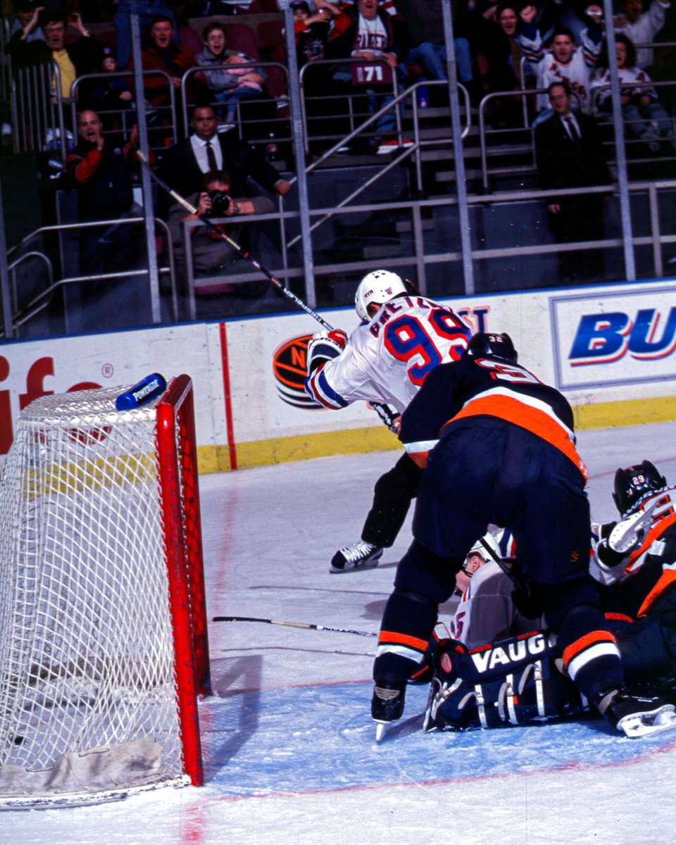 How about this?

Not only did the #Gr8 score his 895th goal in the same amount of games (1,487) as The Great One reached 894, but they both did it against the same opponent. 

#Gr8ness