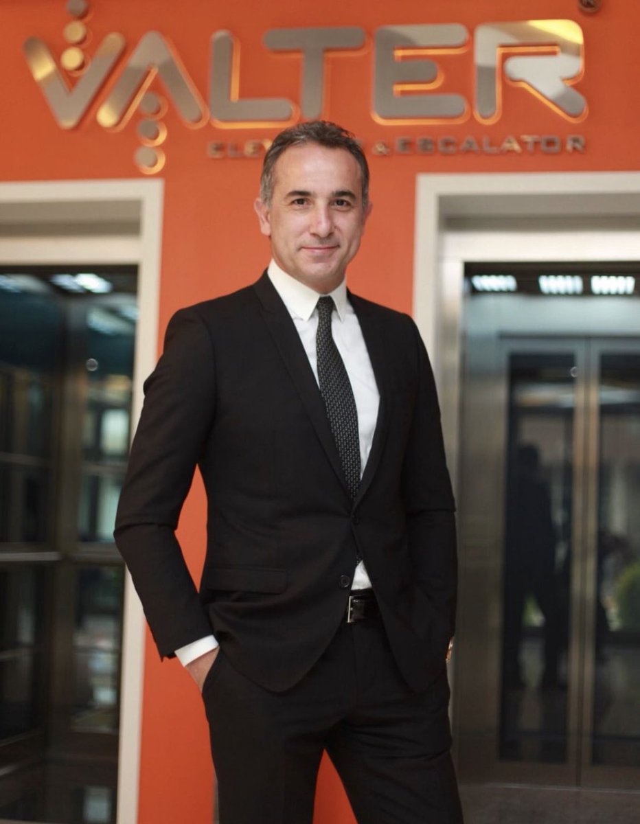 Bugün sahada yaşanan mağlubiyet, sadece bir skor değil; Ankaragücü’nün içinde bulunduğu zor günlerin acı bir yansımasıdır. Gençlerbirliği karşısında alınan sonuç hepimizi derinden üzmüştür. Ancak bu kulübün tarihinde her zaman en karanlık geceleri bile aşan bir güneş doğmuştur.