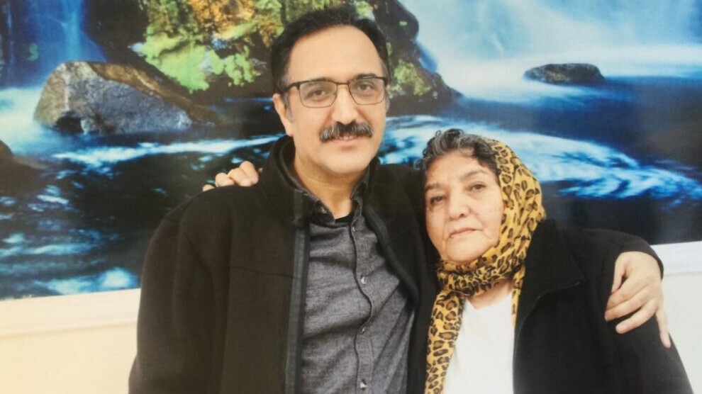 Soydan Akay 32 yıldır tutuklu
* İki yıl önce tahliye edilmeliydi
* Ancak tahliyesi 4 defa hukuksuz bir şekilde ertelendi
* Hasta tutsaklar listesinde
* 2025 yılı Mart ayı içerisinde 7 kez hastaneye kaldırıldı
* Geçen hafta kalp krizi geçirdi

#SoydanAkayaÖzgürlük