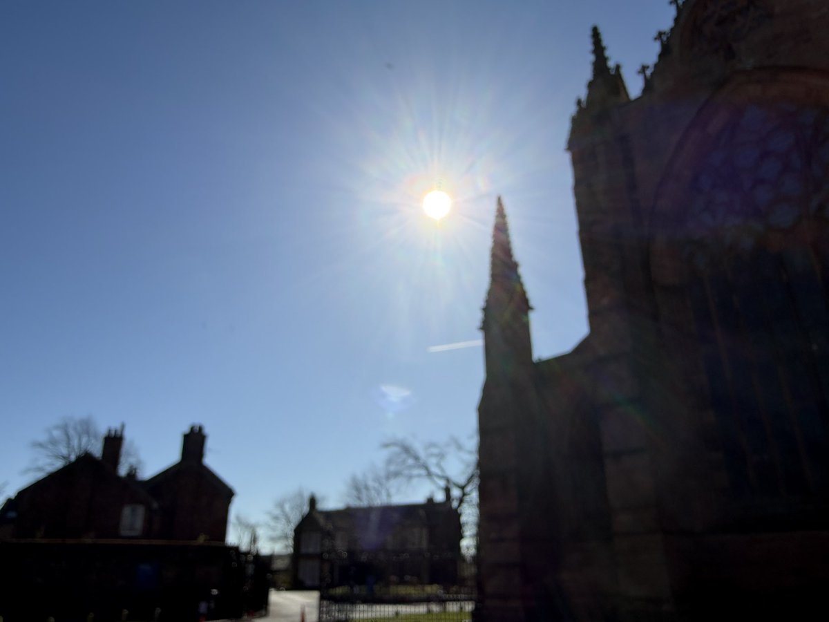 Not a cloud in the sky in #Cumbria today #Carlisle