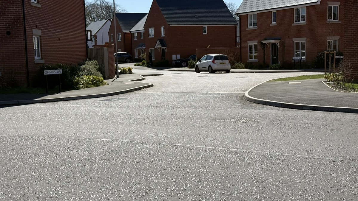 sillypaka's tweet photo. @canterburycc The homes built at Royal Parade by Taylor Wimpey have a degree of architectural sympathy but I feel sorry for anyone living there who has to use a wheelchair. https://t.co/5fUsXx55RF