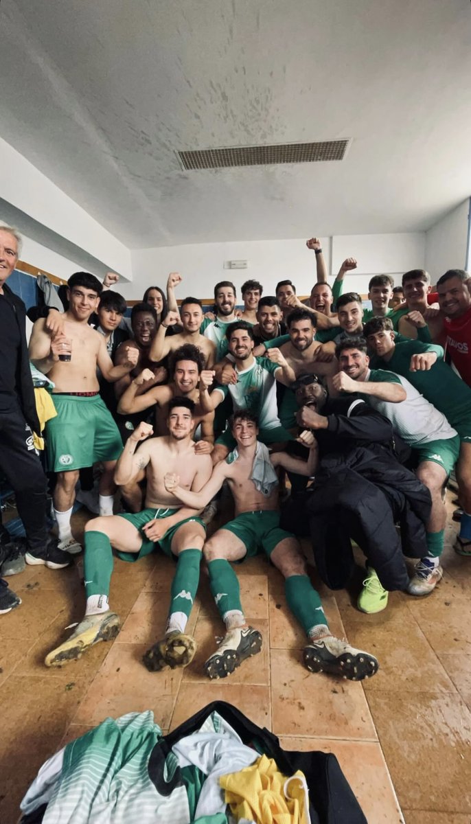 💚 ESTO ES LA UNIÓN 💚

Victoria fuera de casa… y nosotros más dentro que nunca 🍍