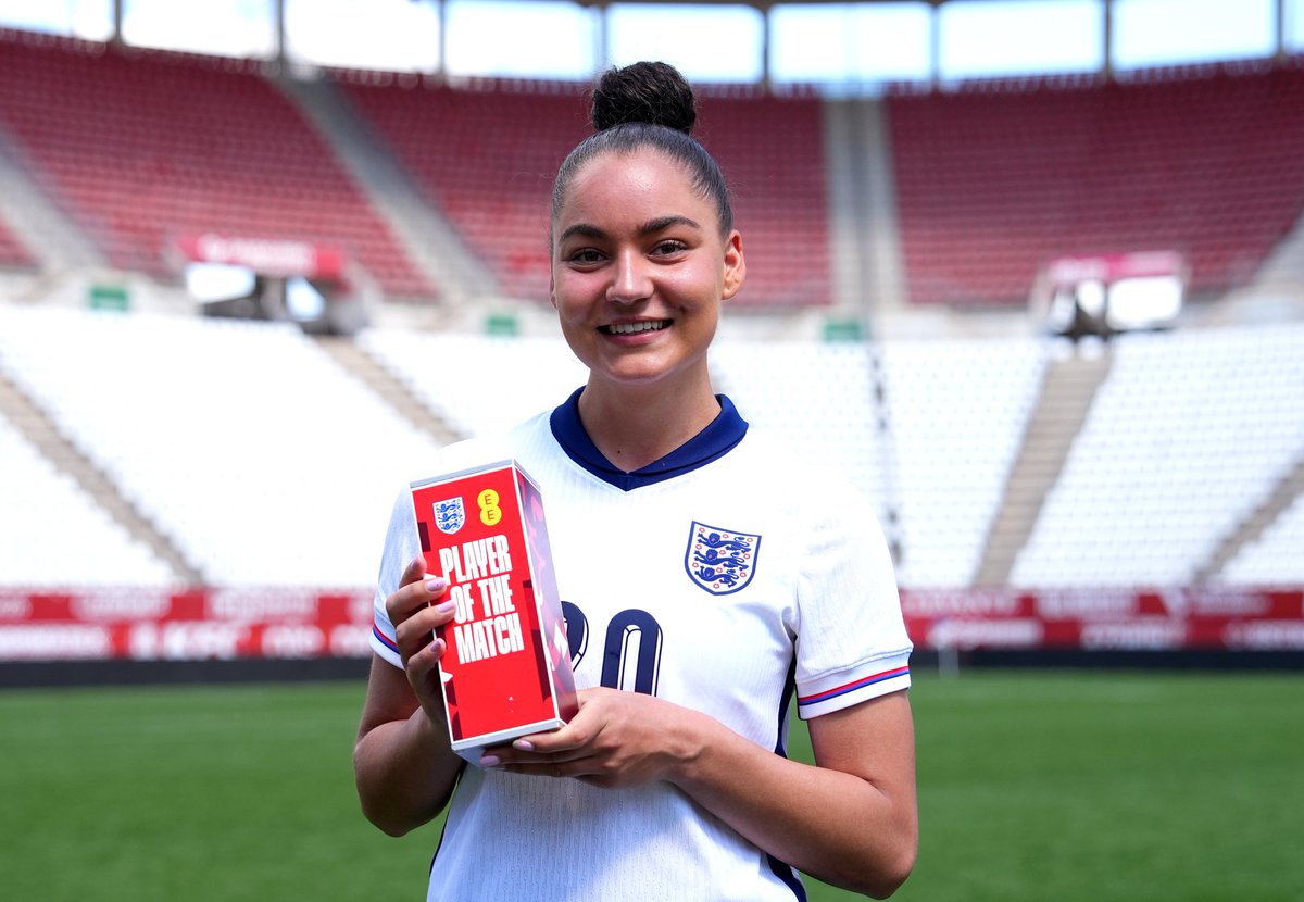 Your #YoungLionesses Player of the Match connected by <a href="/EE/">EE</a>, Ashanti Akpan 👏