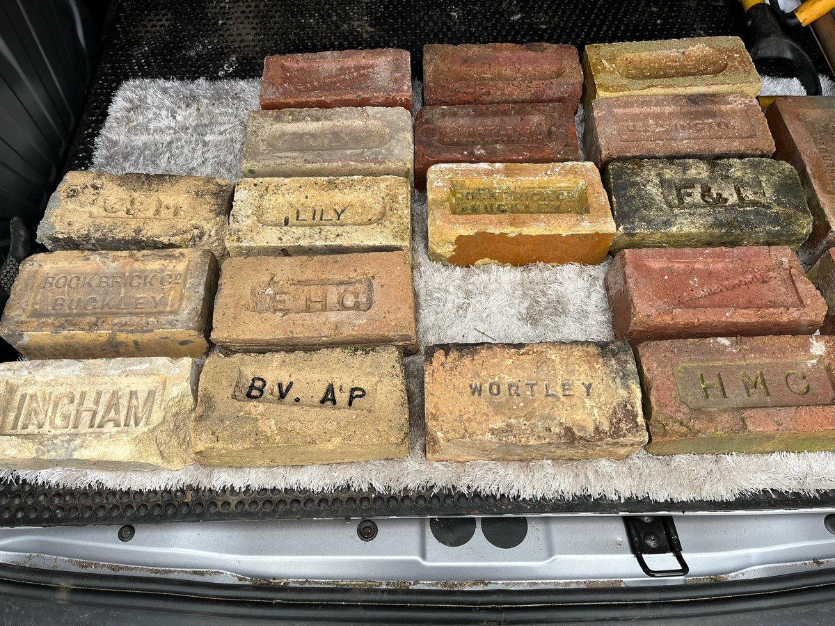 Thanks to everyone who attended the Brick Swap this weekend. We had visitors from as far afield as Torquay!