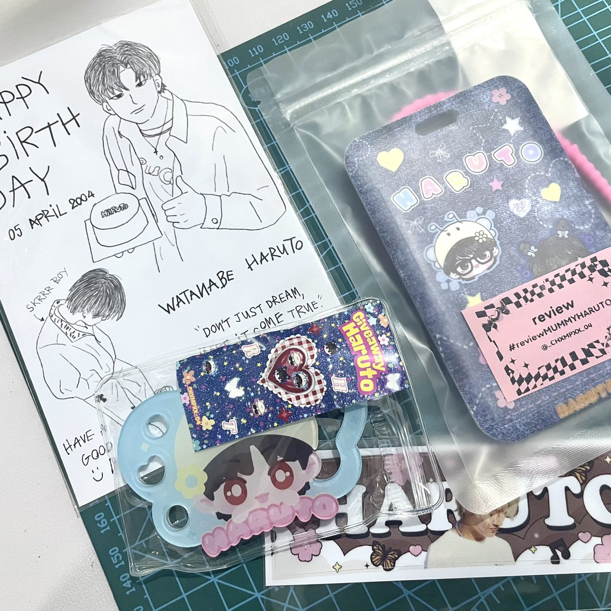 hwcotton's tweet photo. i <3 haruto sm ♥

เฟ่น่ารัก สตาฟน่ารัก ถึงจะไปไม่นานแต่ก็ยังได้กอวมาด้วย ขอบคุณคับ 🫶

#HarutoThediamondinOurheart https://t.co/1MB9WFLMp1