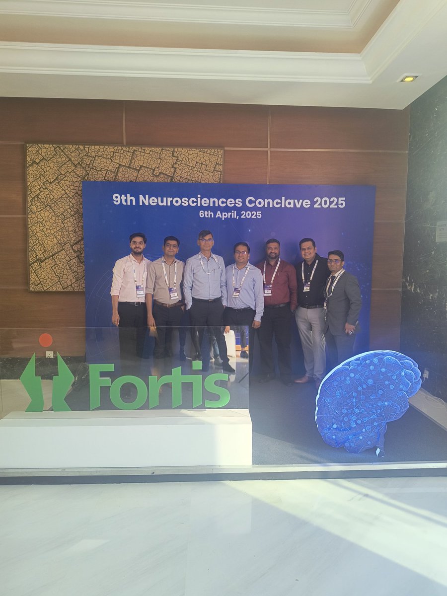 Main karu toh saala Character dheela hai (@patel_vivek) on Twitter photo Met my friends & OR staff from my residency hospital
Spent countless hrs alongside them in d OR, absorbing technical aspects of Nsx & also critical elements of teamwork They were instrumental in shaping me into d neurosurgeon I am today
Always indebted to them 
<a href="/ladyspinedoc/">Betsy Grunch, MD | Ladyspinedoc⚡️</a> Met my friends & OR staff from my residency hospital
Spent countless hrs alongside them in d OR, absorbing technical aspects of Nsx & also critical elements of teamwork They were instrumental in shaping me into d neurosurgeon I am today
Always indebted to them 
<a href="/ladyspinedoc/">Betsy Grunch, MD | Ladyspinedoc⚡️</a>