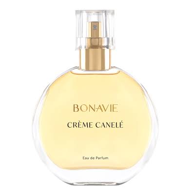 Spilltheteamam's tweet photo. Bakal repurchase terus terusan karena masih jarang nyium aroma yang mirip kayak gini, wanginya manis tapi ngak manis labu gitu, manis yang sopan banget kalau kena hidung!!  Plus ini tuh untuk perfemu yang bisa tahan seharian, dia itu ekonomis loh harganya https://t.co/EPGZv56XBR