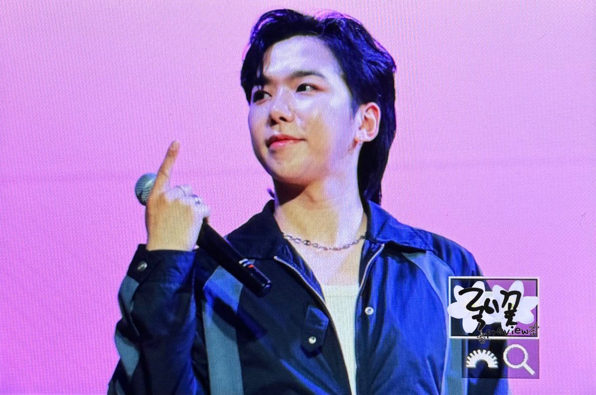 rokiflower's tweet photo. 250406    A&amp;H Hall 2부  프리뷰

#FAVE1 #페이브원 #Rockhyeon 
#록현  #김록현 #ロッキョン
@gusdl210 https://t.co/EBSNMa2Gjj