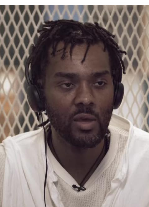 On Texas death row, even in solitary, people find ways to connect, sharing food through cracks in the door, tied to ropes of hope. In a system designed to destroy bonds, humanity resists. A powerful piece by #ObieWeathers that you can read on our FB page: facebook.com/TheDRSoulColle…