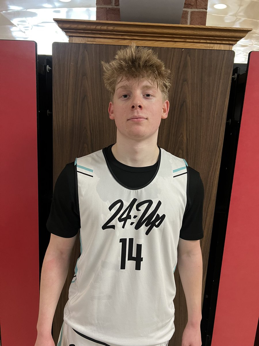 17u Burton get a big 75-44 win in the <a href="/ny2lasports/">NY2LA SPORTS</a> Swish ‘N Dish against Milwaukee Young Bucks! 🔥

<a href="/Dominic_musolf/">Dominic Musolf</a> - 34 pts
<a href="/Luke_k14/">Luke</a> - 12 pts

<a href="/ny2labasketball/">NY2LA Basketball</a> <a href="/MHS_Boys_/">Midwest Hoops Spotlight</a> <a href="/Gibbs_Dan_/">Dan Gibbs</a>