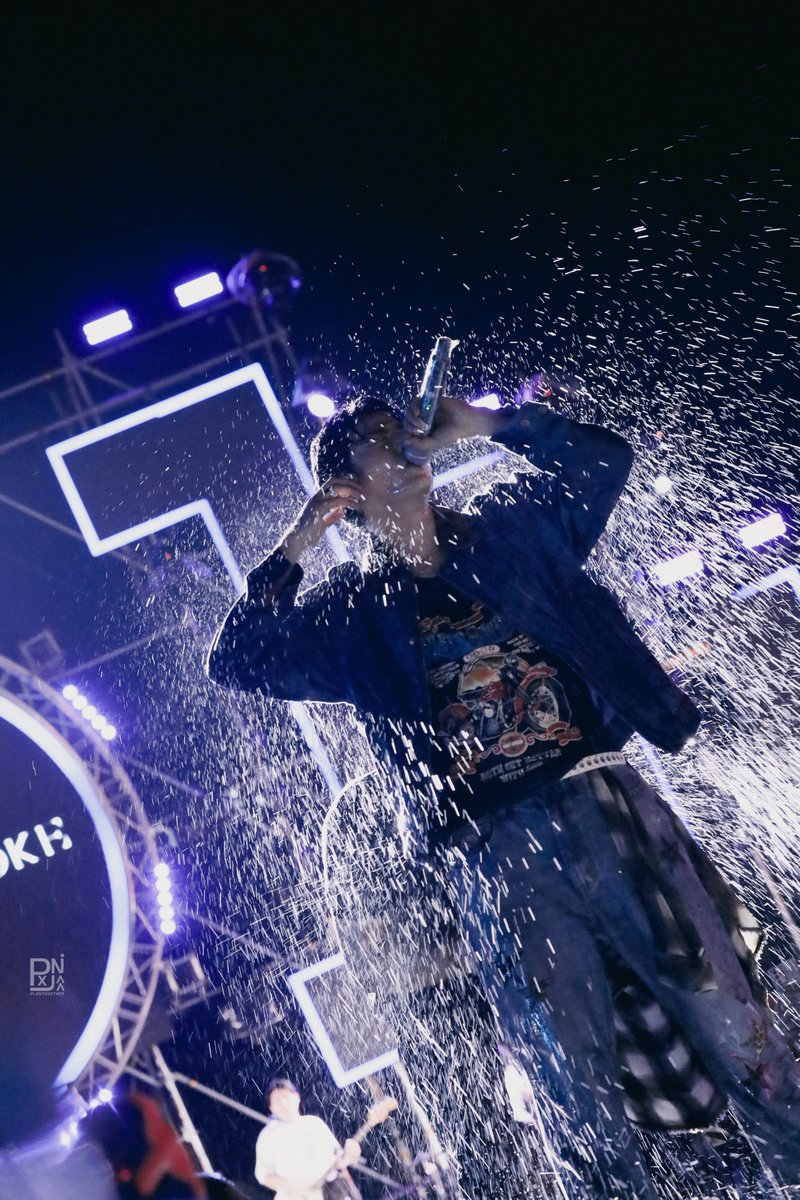 PLXNTogether's tweet photo. ฉ่ำาาาา ผลิตโชคอยากเปียกน้ำ 💧🌊

@peckpalit 
#PeckPaLitChoke 
#เป๊กผลิตโชค
#SongkranFestivalxPeck
#PLxNTogetherPT https://t.co/hp6TDyRcgD