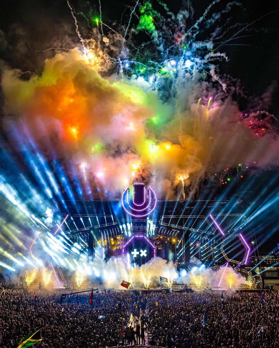 Festival Season Media tweet media
