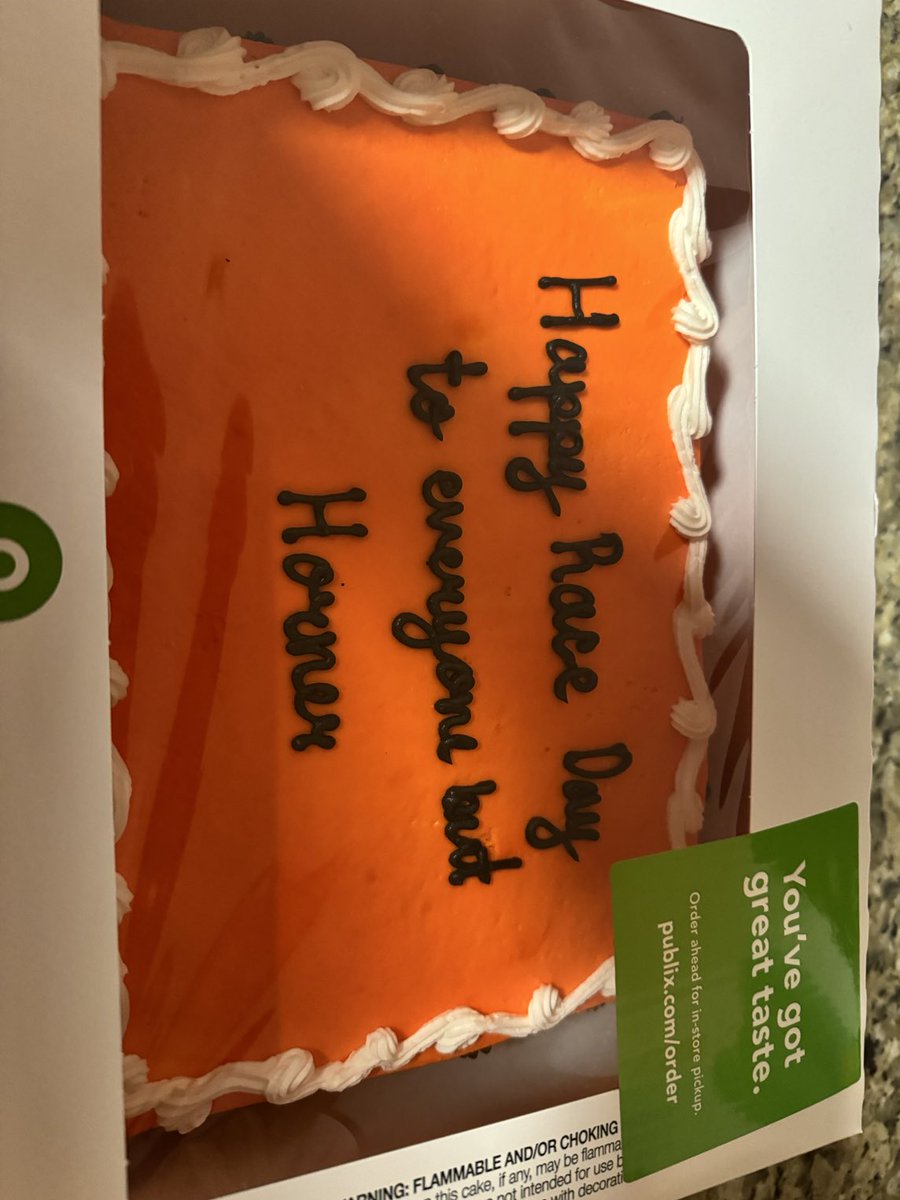 davidweso17's tweet photo. A look back at some past cakes. Evergreen message here https://t.co/bCuHM6aNEu