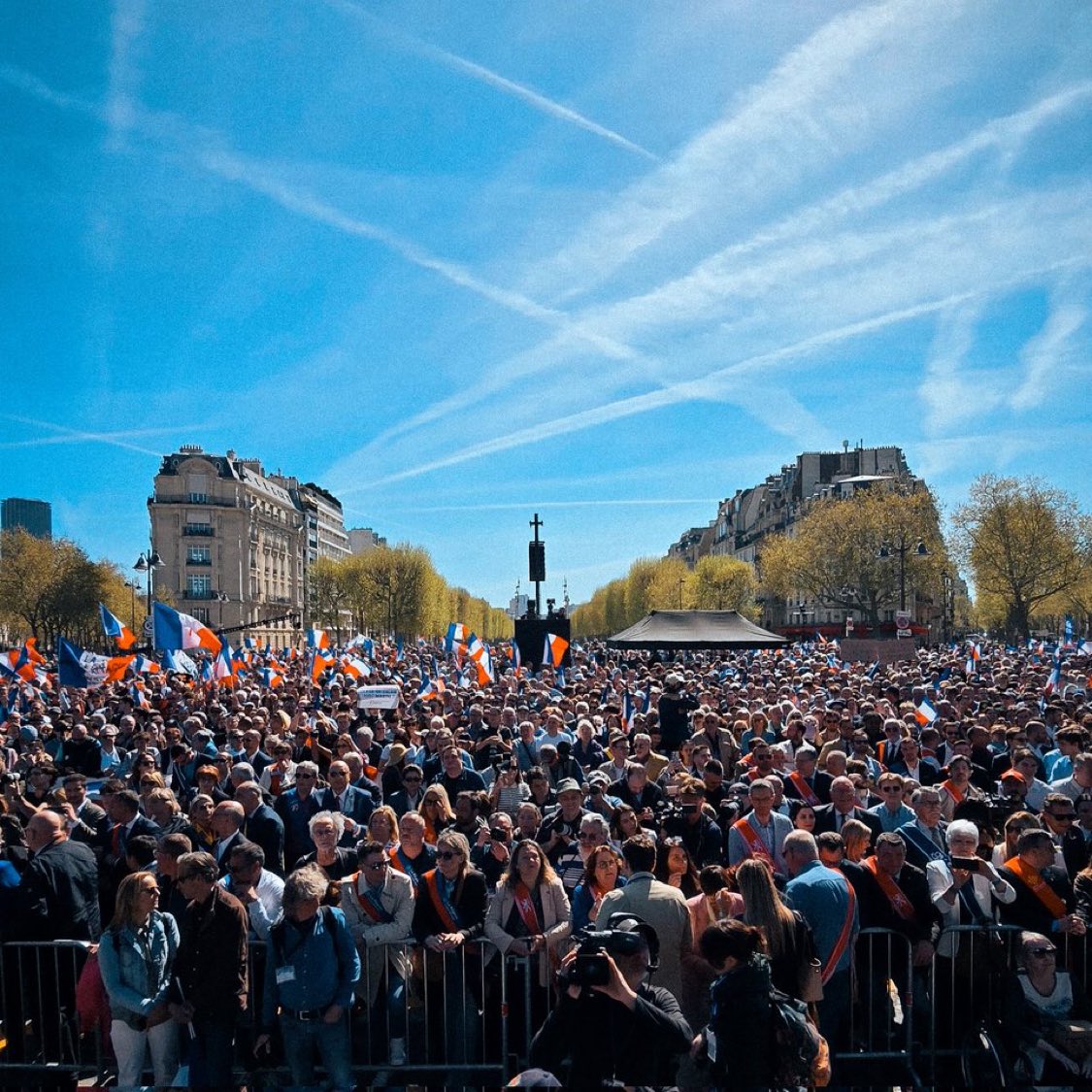 Watt The Duck tweet media