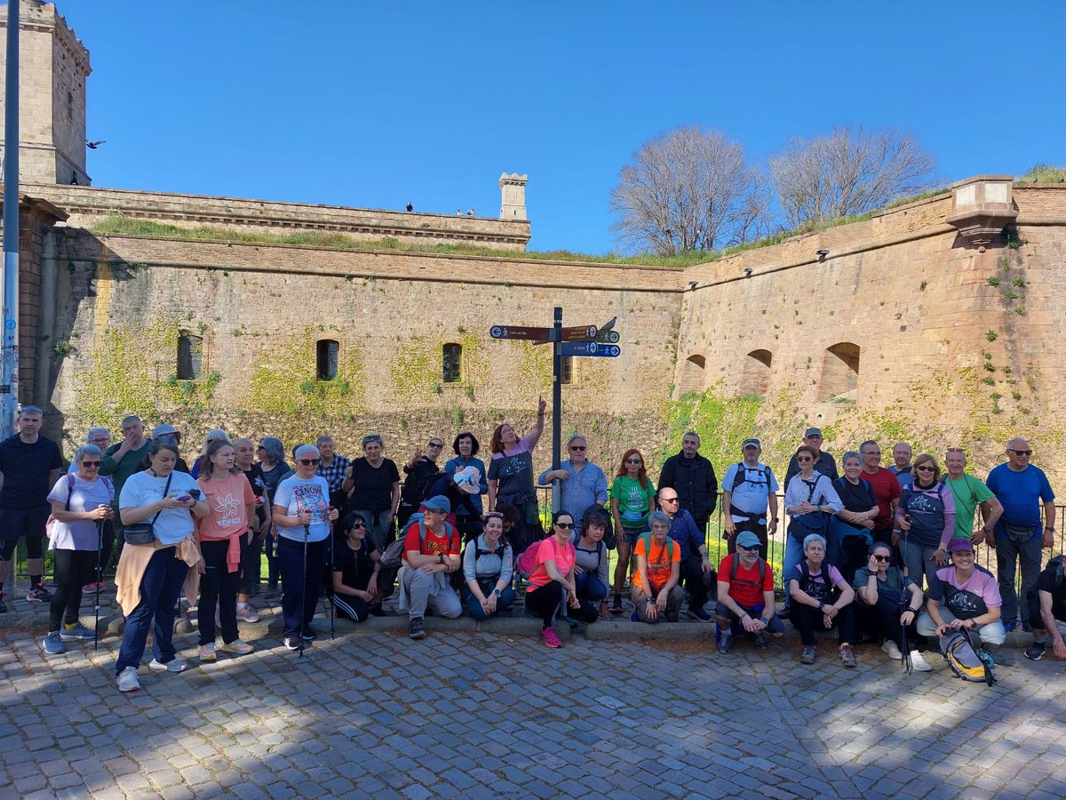 Avui, juntament amb el <a href="/Foment_cat/">Foment Excursionista de Barcelona</a> hem realitzat la ruta 360 a Montjuic, en motiu del Dia Mundial de l’Activitat Física. #DMAF2025 <a href="/SumaSalutASPCAT/">SumaSalut</a>