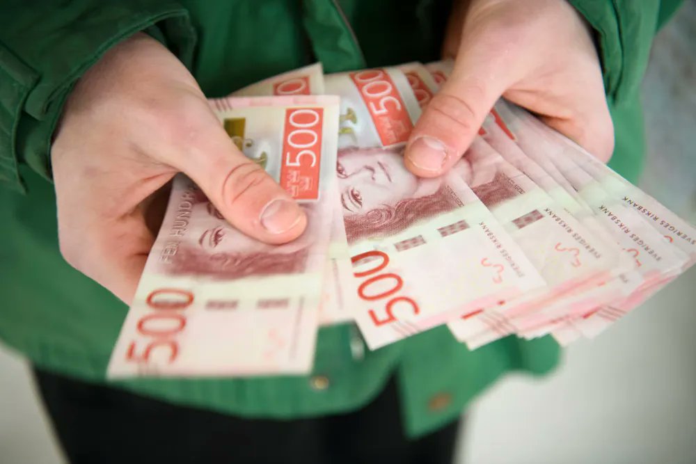 Kolla in vår nya artikel: Så mycket tjänar du i 99 percentilen lön i Sverige
👉 Klicka här för att läsa: duochjobbet.se/99-percentilen…