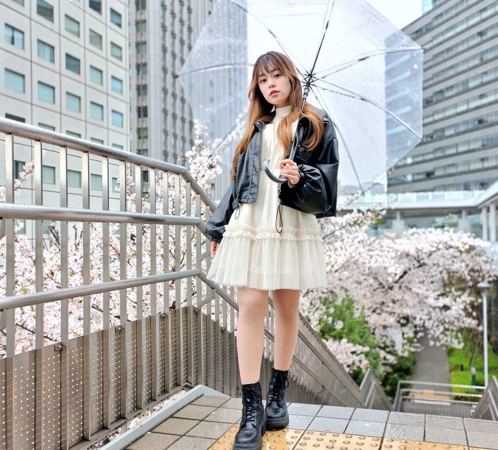 ODAIBASTAFF's tweet photo. ■4月6日（日）＜新人トライアル＞・大崎ストリート
初出演のレイナさん @or098463、まぁ可愛らしい〜💖だけじゃぁない！ポージングや表現がお上手で指先まで気持ちが届いていて驚きです👍今後に期待大のモデルさんが登場！また次回もよろしくお願いします📷皆さまお疲れ様でした！📸
#ODAIBA撮影会 https://t.co/qU6gWOeuiA