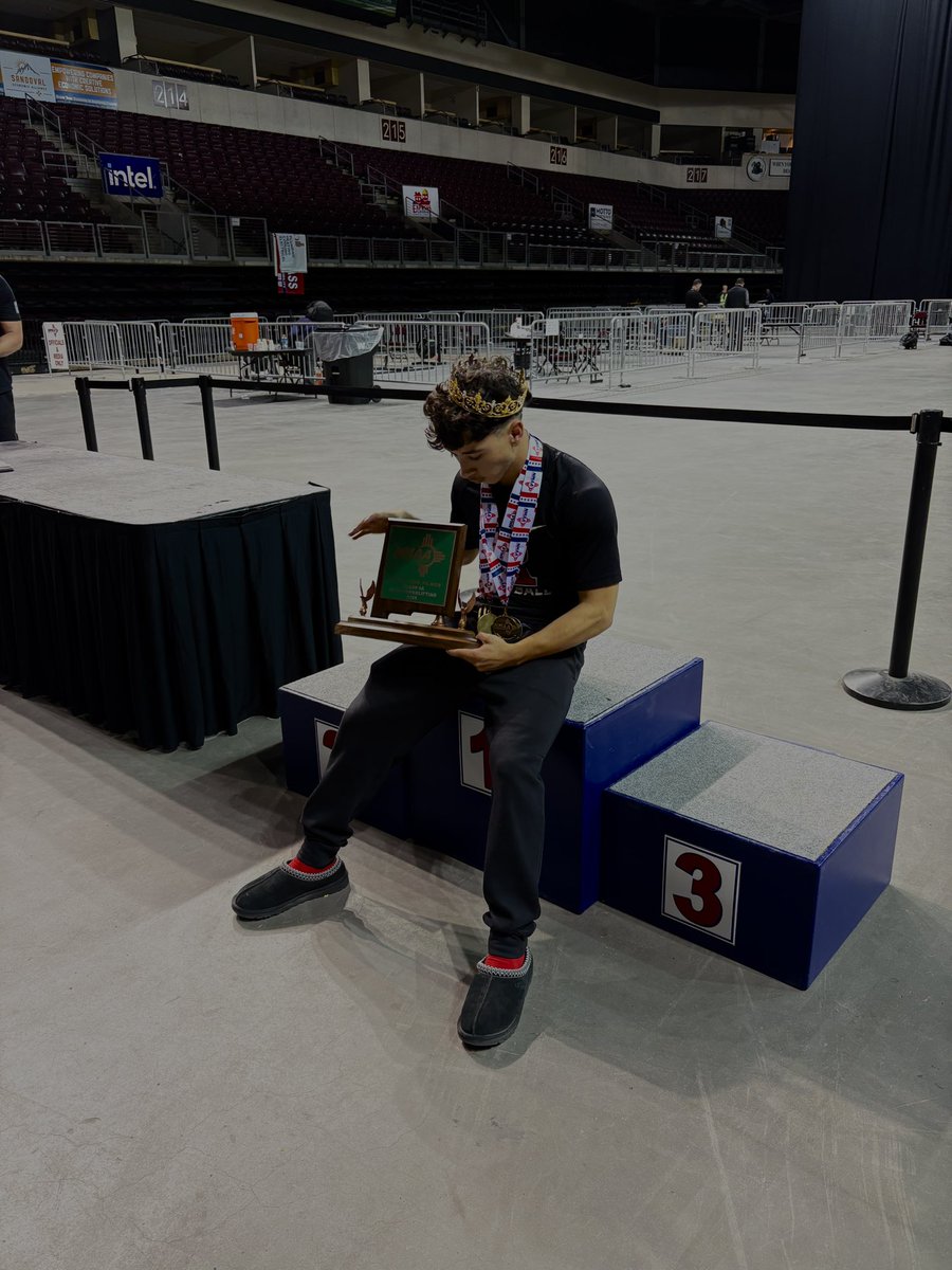 Matthew Castilllo (@matt_castillo13) on Twitter photo Blessed to be a 4x powerlifting state champion( first and only in nm PWL history) and 2x current state record holder in deadlift 410lbs and total 935lbs at 123lbs and placed 3 overall in 5A🙏🏽🏅
<a href="/CoyotesRising/">Coyote Football</a> <a href="/NMrecruits/">NM Athletes</a> <a href="/krqesports/">Van Tate</a> <a href="/_NMAA/">NMAA</a> Blessed to be a 4x powerlifting state champion( first and only in nm PWL history) and 2x current state record holder in deadlift 410lbs and total 935lbs at 123lbs and placed 3 overall in 5A🙏🏽🏅
<a href="/CoyotesRising/">Coyote Football</a> <a href="/NMrecruits/">NM Athletes</a> <a href="/krqesports/">Van Tate</a> <a href="/_NMAA/">NMAA</a>