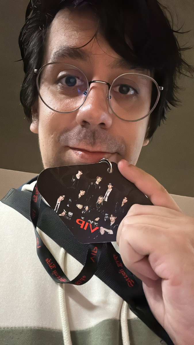 PrinceCaius's tweet photo. Prontos ?????

#StrayKids_dominATE #StrayKids https://t.co/evgi1fpEtD