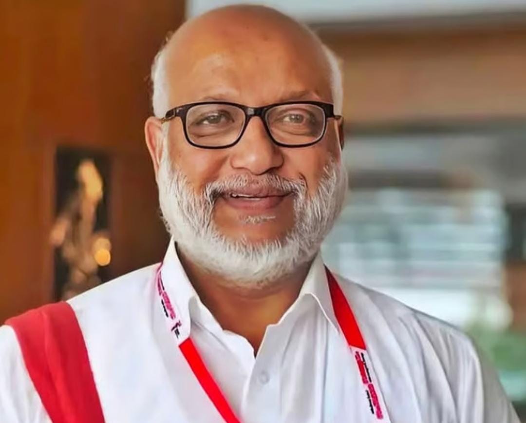 Trending_Ndl's tweet photo. *సీపీఎం నూతన సారథిగా ఎం.ఎ. బేబీ ఎన్నిక* 
 సీపీఎం నూతన ప్రధాన కార్యదర్శి ఎన్నిక తప్పనిసరి అయింది. ఈ నేపథ్యంలో కేరళ మాజీ మంత్రి ఎం.ఎ. బేబీని సీపీఎం ప్రధాన కార్యదర్శిగా ఎంపిక అయ్యారు. తమిళనాడులోని మదురైలో నిర్వహిస్తున్న పార్టీ 24వ మహాసభల్లో ఆయన్ను కొత్త సారథిగా పార్టీ ఎన్నుకుంది. https://t.co/4cMpopYTct