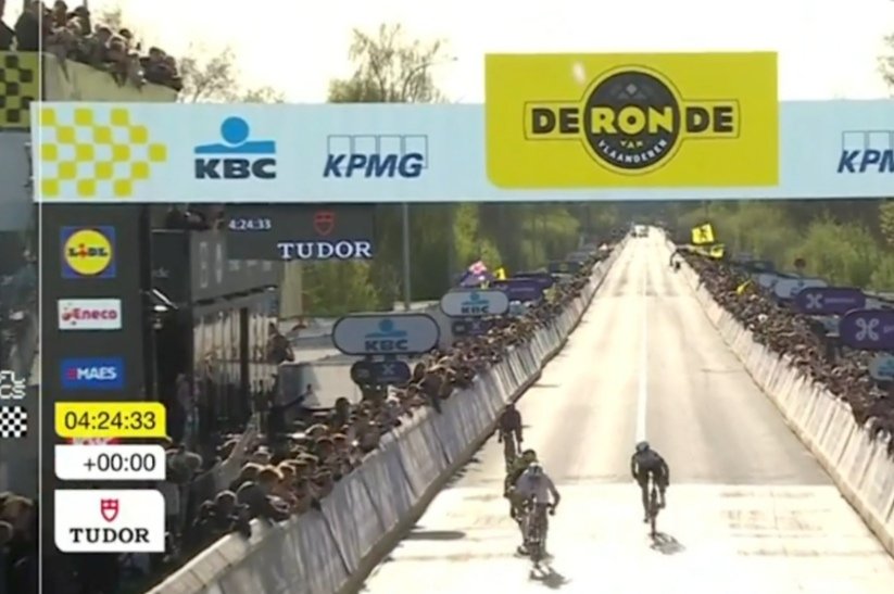 1 Kopecky
2 PFP
3 Lippert
4 Niewiadoma
#RVV25 #UCIWWT