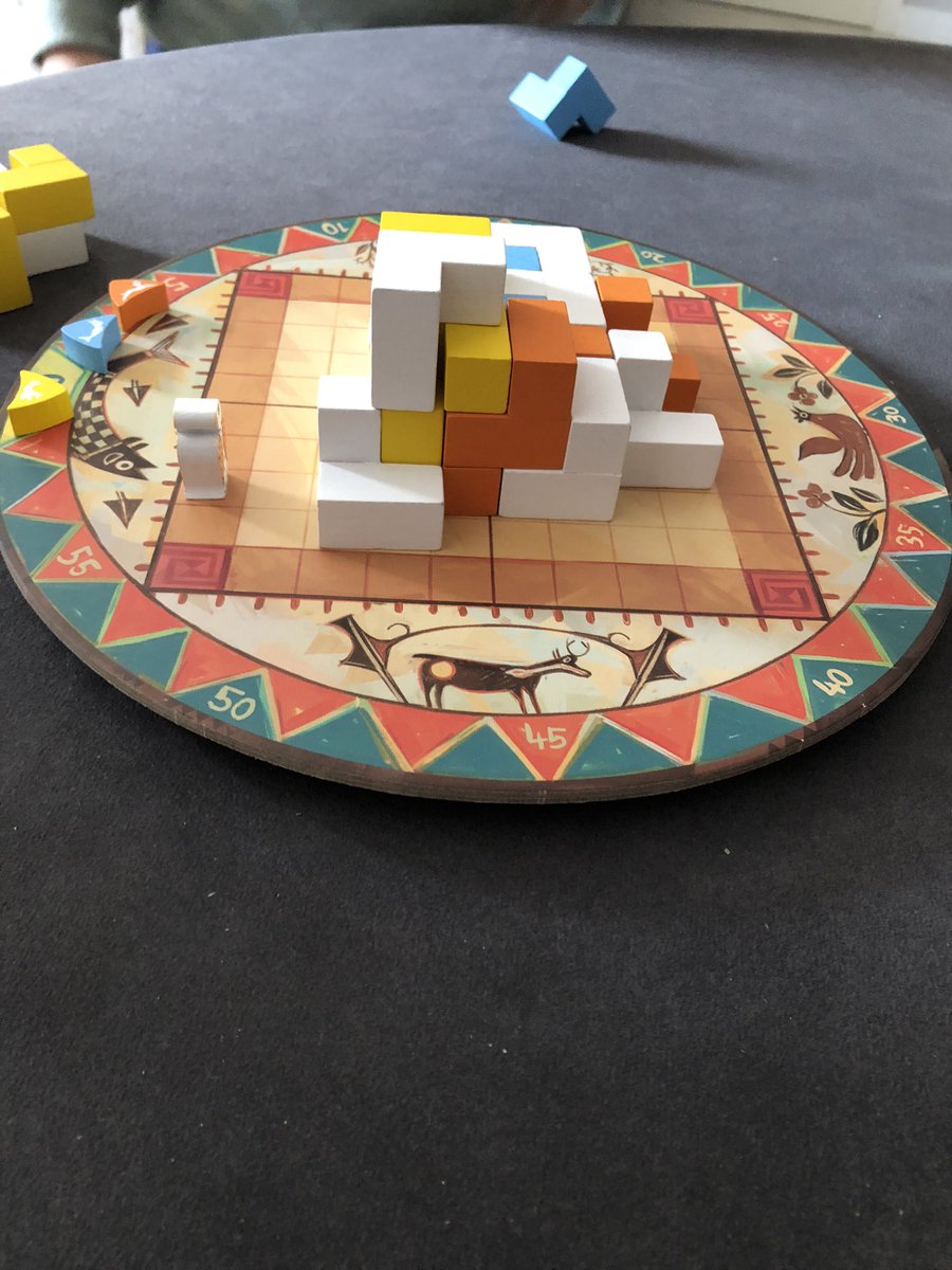 Cars055Rodri's tweet photo. Dos seguidas al Pueblo de @MalditoGamesES este gran tetris a esconderse 👏🏻👏🏻👏🏻 https://t.co/Guiy0HSlSH