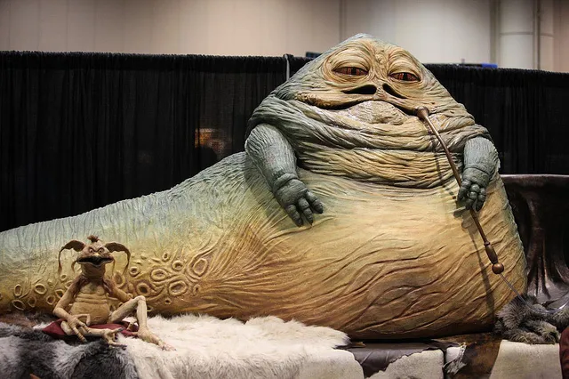 CbotPL's tweet photo. @chamath @zachweinberg chamath reminds me of that little freak animal Jabba the Hutt keeps tied on a leash in Star Wars.  Acts and looks identical https://t.co/dypBwhwdGs