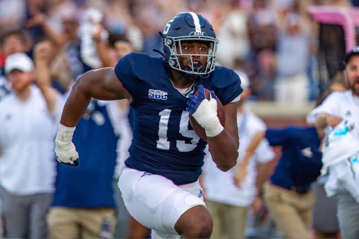 Saddened to learn of the passing of former <a href="/GSAthletics_FB/">Georgia Southern Football</a> standout <a href="/15_Quinwilliams/">Quin Williams🎸</a> 

Thoughts and prayers are with his family, friends, teammates and coaches. 

Gone way too soon.