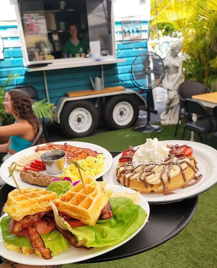 FtLauderdaleMag's tweet photo. Brunch squad assemble 🍳 🥂
#FLMag #fortlauderdalemagazine #fortlauderdale #ftlauderdale #solauderdale #brunch #sundaybrunch #sundayfundays #bulegreen #wiltonmanors #southflorida #florida #visitflorida #visitlauderdale #laudy #lauderdale #broward #fll #ftl #food #foodie https://t.co/WPwtSFixm5
