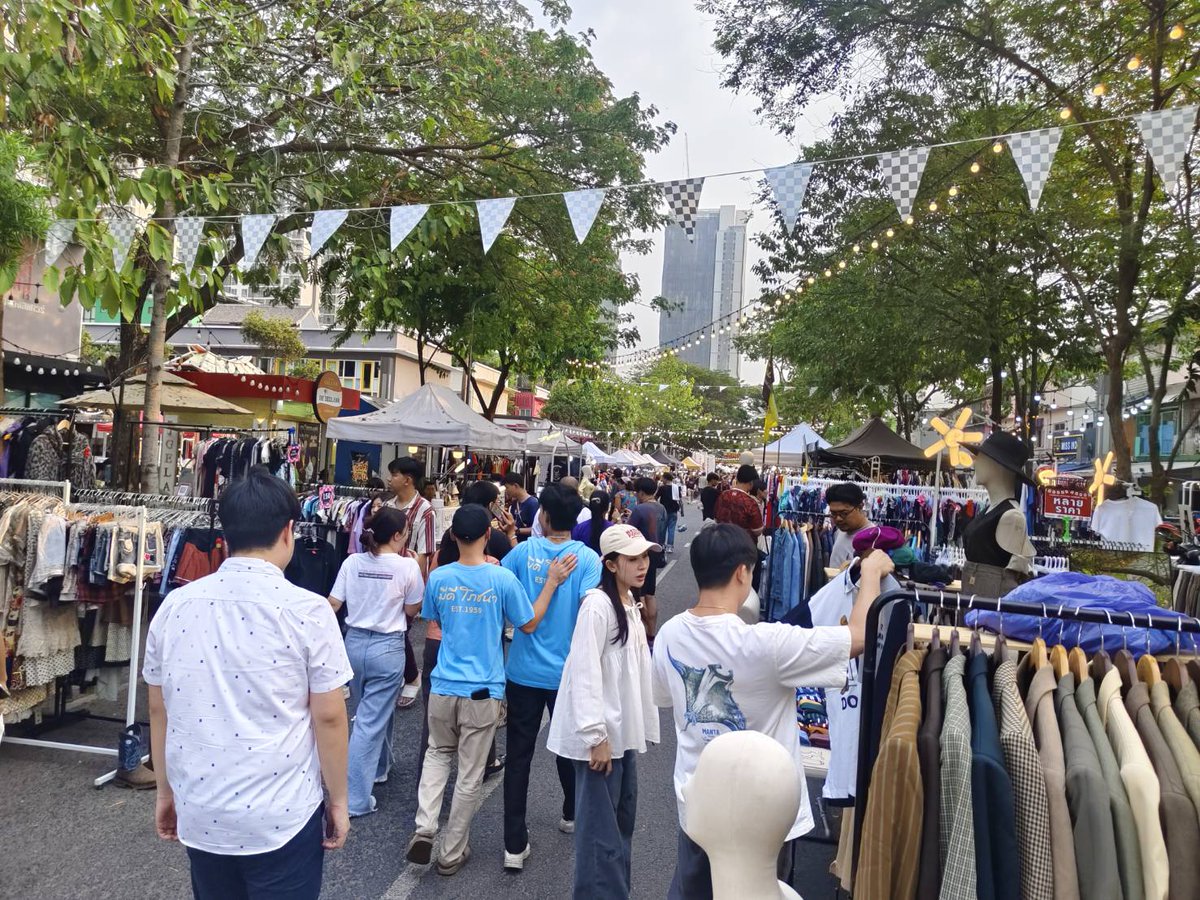 yoothana12's tweet image. #ระบบเสียงเช่างานตลาดมหาลัยจุฬาฯ
#3-6/4/68
#ขอบคุณพี่อัทครับ
#PK Light and Sound System
#FutureNice
โทร.0814818007
🌠🌠🌠🌠🌠🌠🌠🌠🌠🌠
#เช่าโครงสร้างทรัสอลูมิเนียม
#เครื่องเสียงเช่าEvent
 #เช่าเอฟเฟคงานแต่ง
#เช่าระบบไฟแสงสี
#เช่าเวทีอลูมิเนียม
#เช่าเครื่องเสียง
#เช่าจอLED