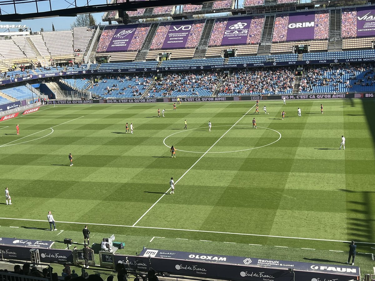 DuperronPierre's tweet photo. Opposé au @HAC_Foot pour le compte de la 28e journée de @Ligue1, duel de la énième dernière chance🤷🏼♂️🤔 l’équipe du @MontpellierHSC rejoint la mi-temps à 0-2 (buts de #Kechta 3e, #ATouré 33e) et s’enfonce encore davantage. #MHSCHAC #football https://t.co/43atxiEJNS